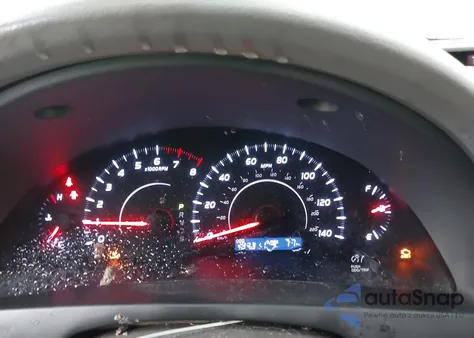 2011 Toyota Camry z USA, uszkodzony, nr VIN 4T1BF3EK2BU711452